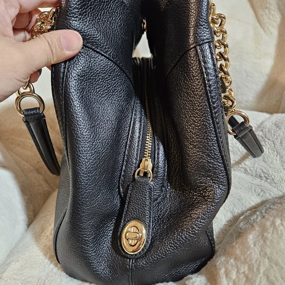 Coach leather black shoulder bag - Picture 6 of 9